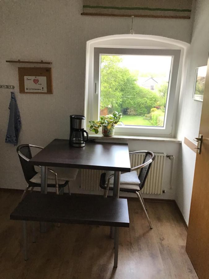 Apartment Bis Zu 8 Einzelbetten Stellplatz Wifi Essen Esterno foto