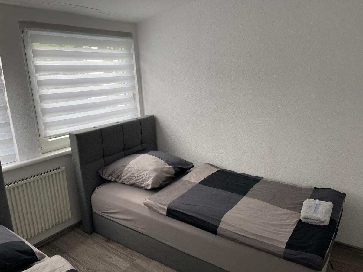 Apartment Bis Zu 8 Einzelbetten Stellplatz Wifi Essen Esterno foto