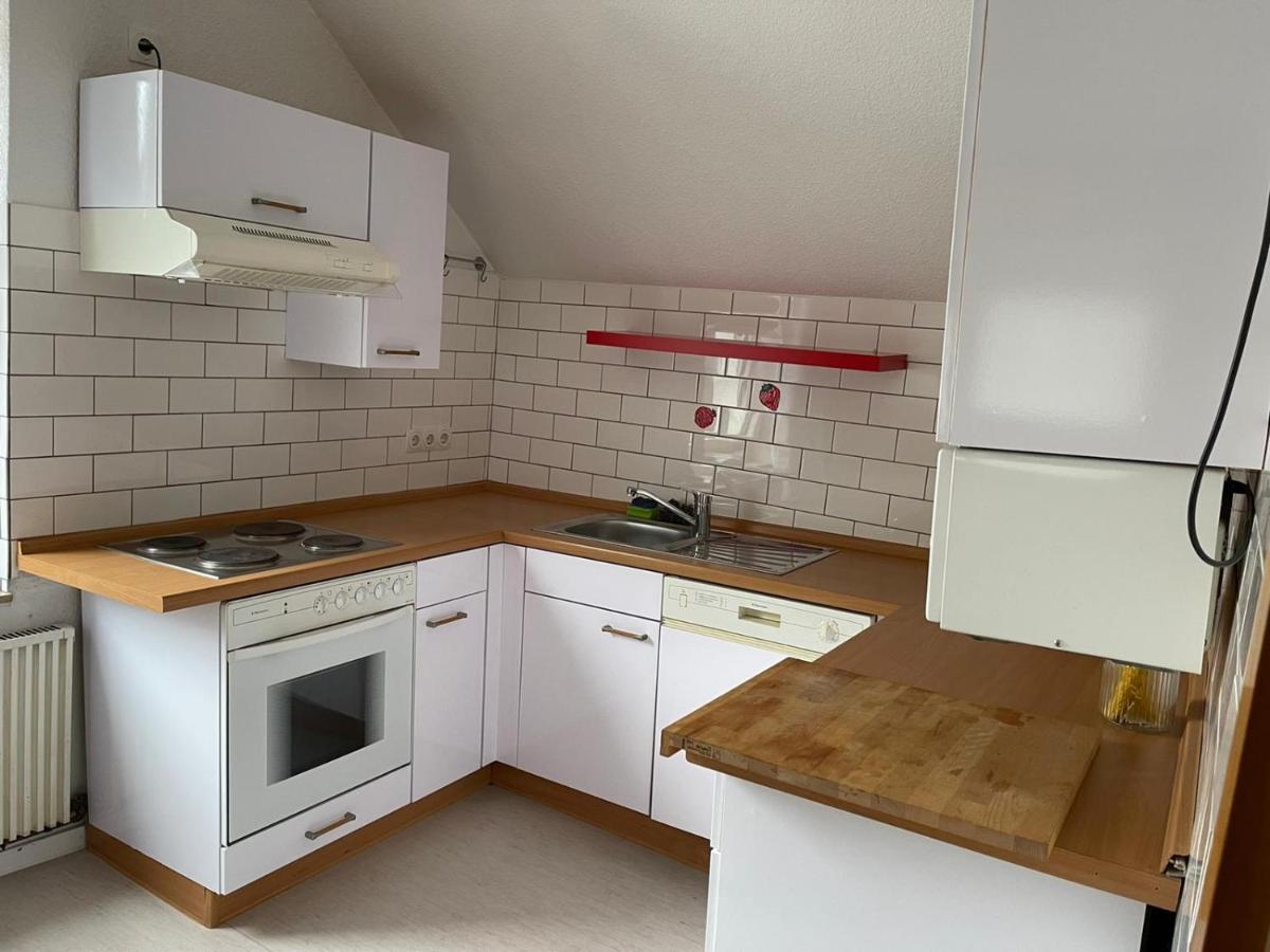 Apartment Bis Zu 8 Einzelbetten Stellplatz Wifi Essen Esterno foto